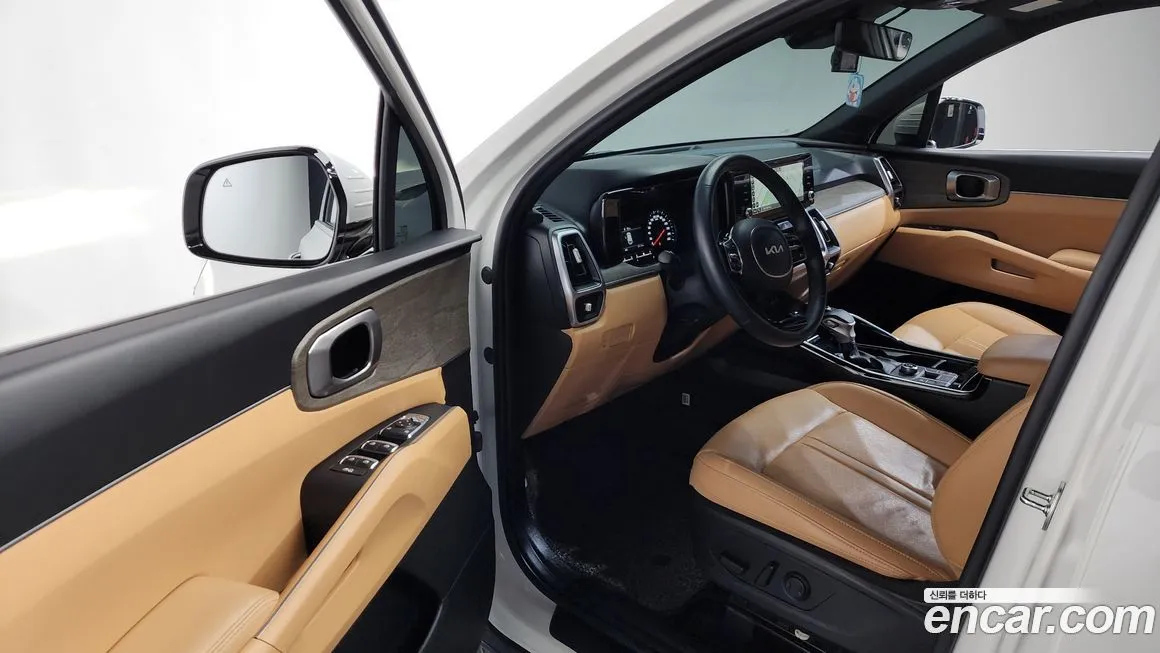 Kia Sorento — фото 8