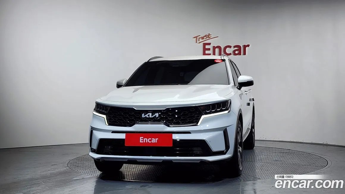 Kia Sorento — фото 9