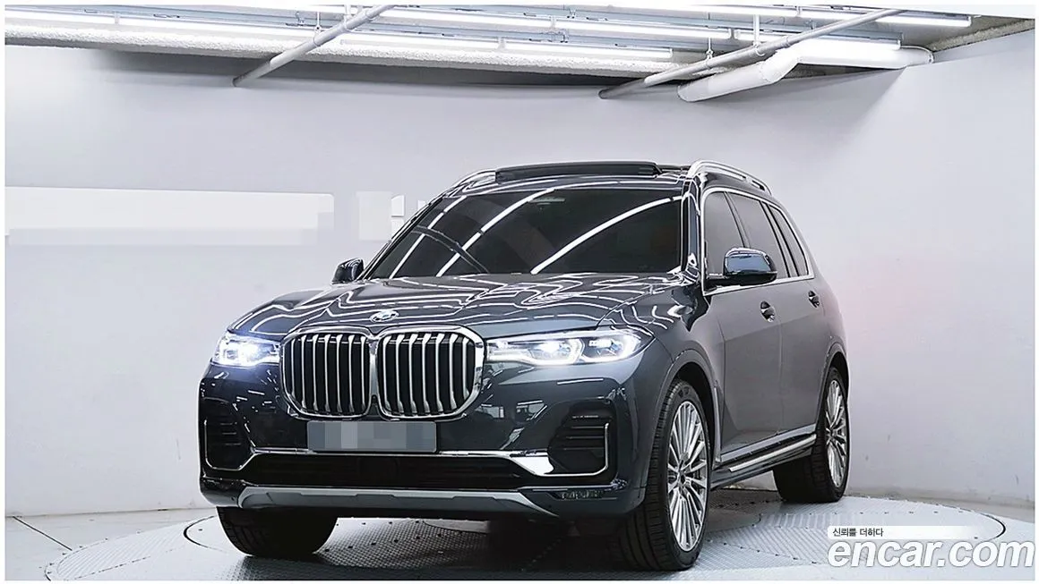 BMW X7 — фото 1