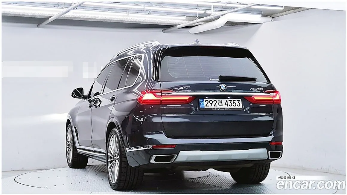 BMW X7 — фото 8