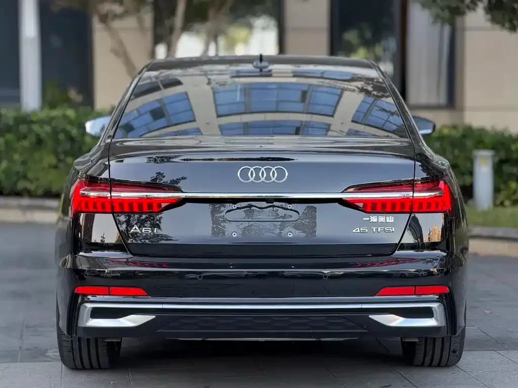 Audi A6L — фото 3