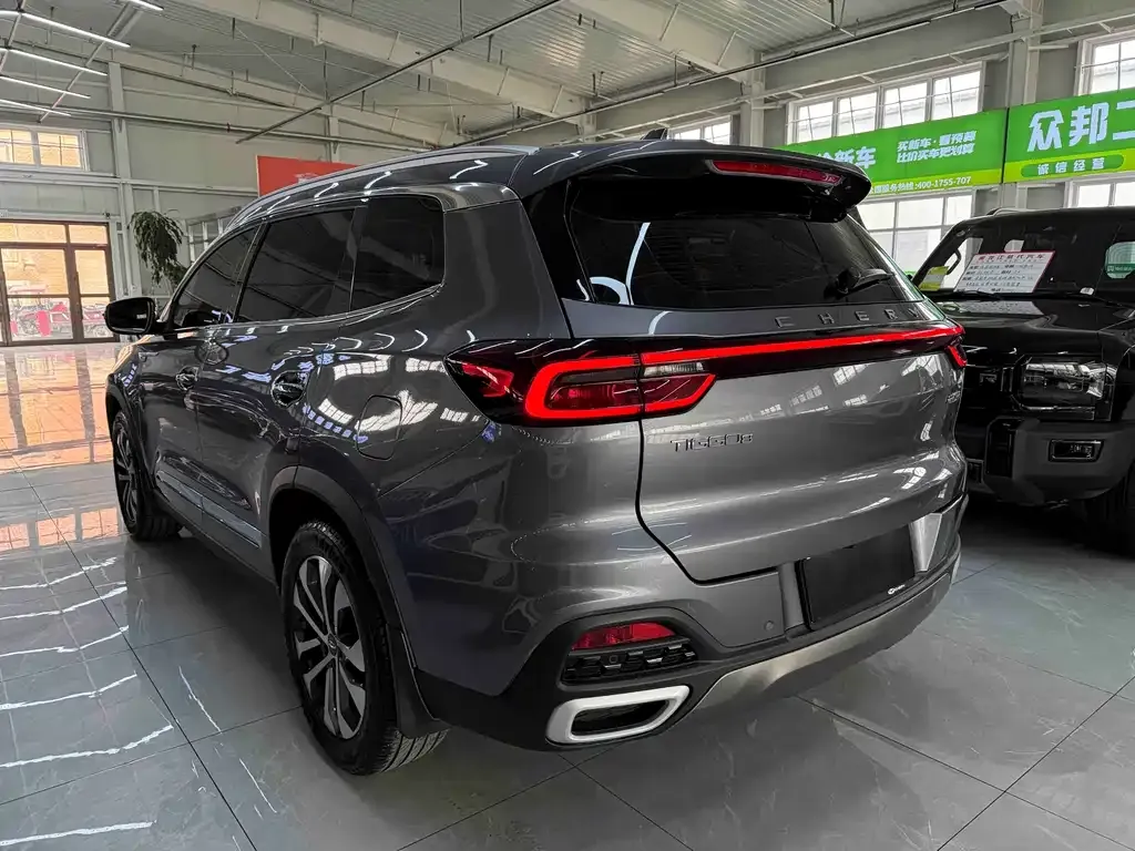 Chery Tiggo 8 — фото 3