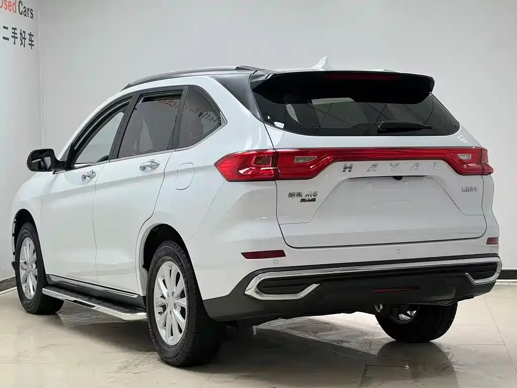 Haval M6 — фото 8