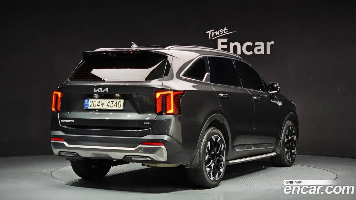 Kia Sorento — фото 2