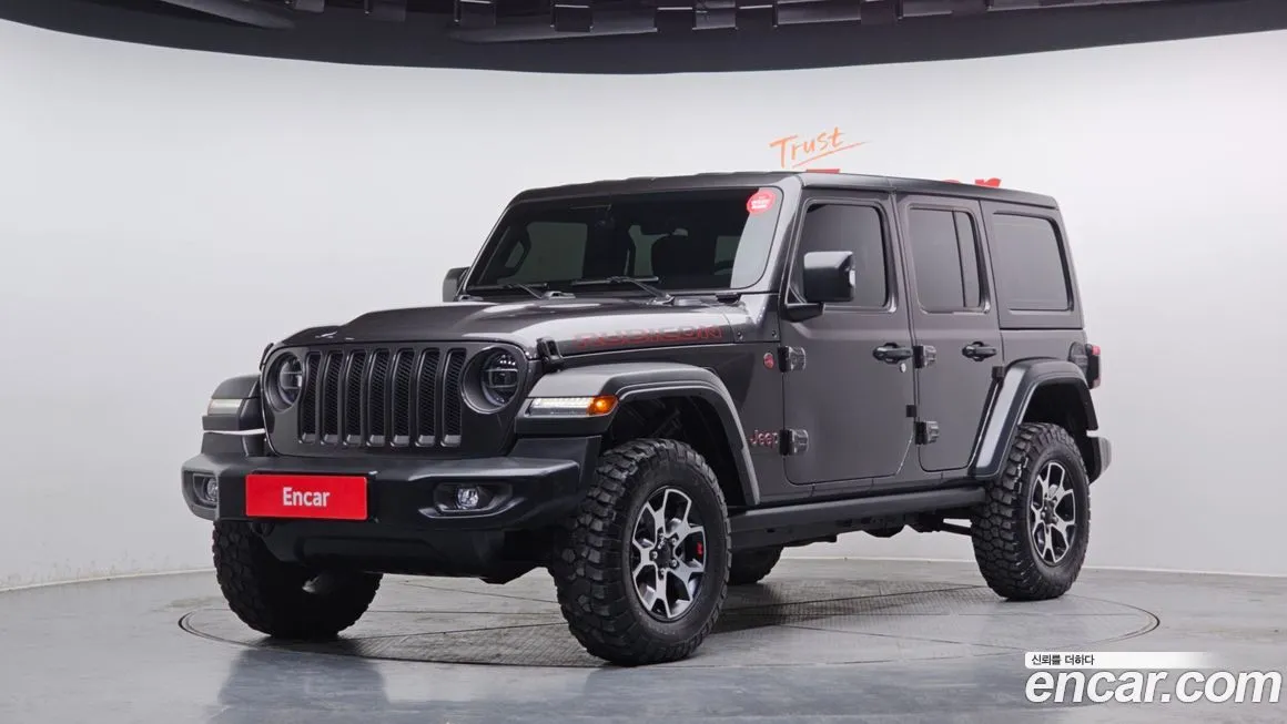 Jeep Wrangler — фото 1