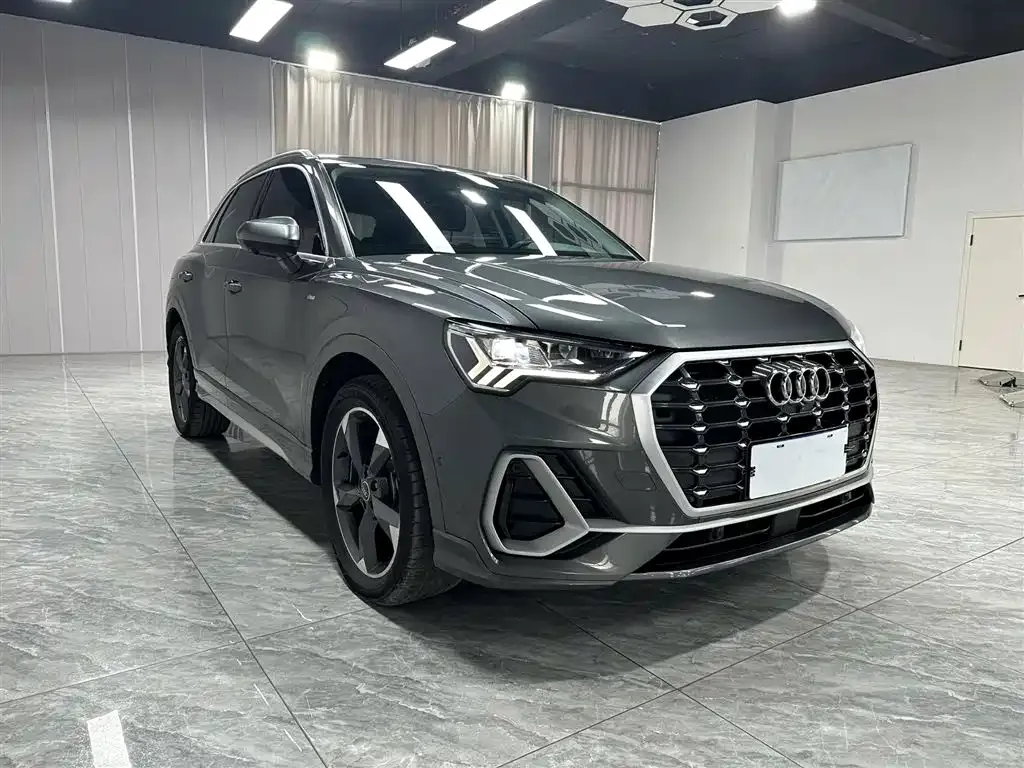 Audi Q3 — фото 6