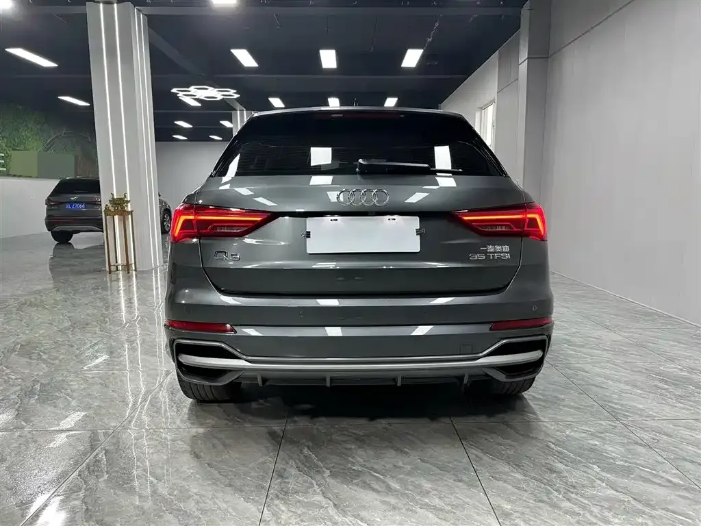 Audi Q3 — фото 3