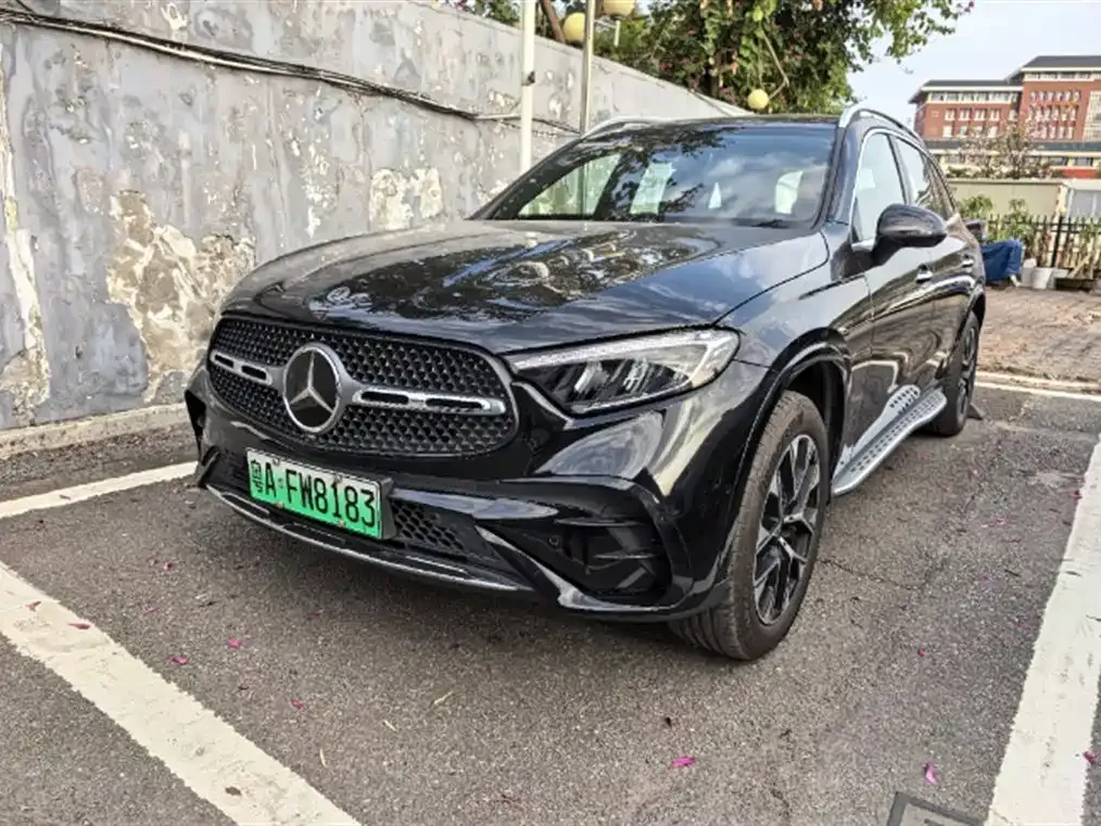 Mercedes-Benz GLC PHEV — фото 1