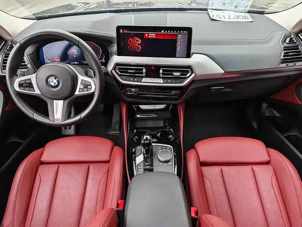 BMW X4 — фото 10