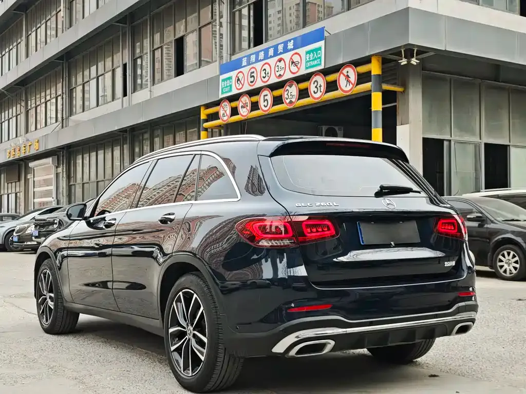 Mercedes-Benz GLC — фото 3
