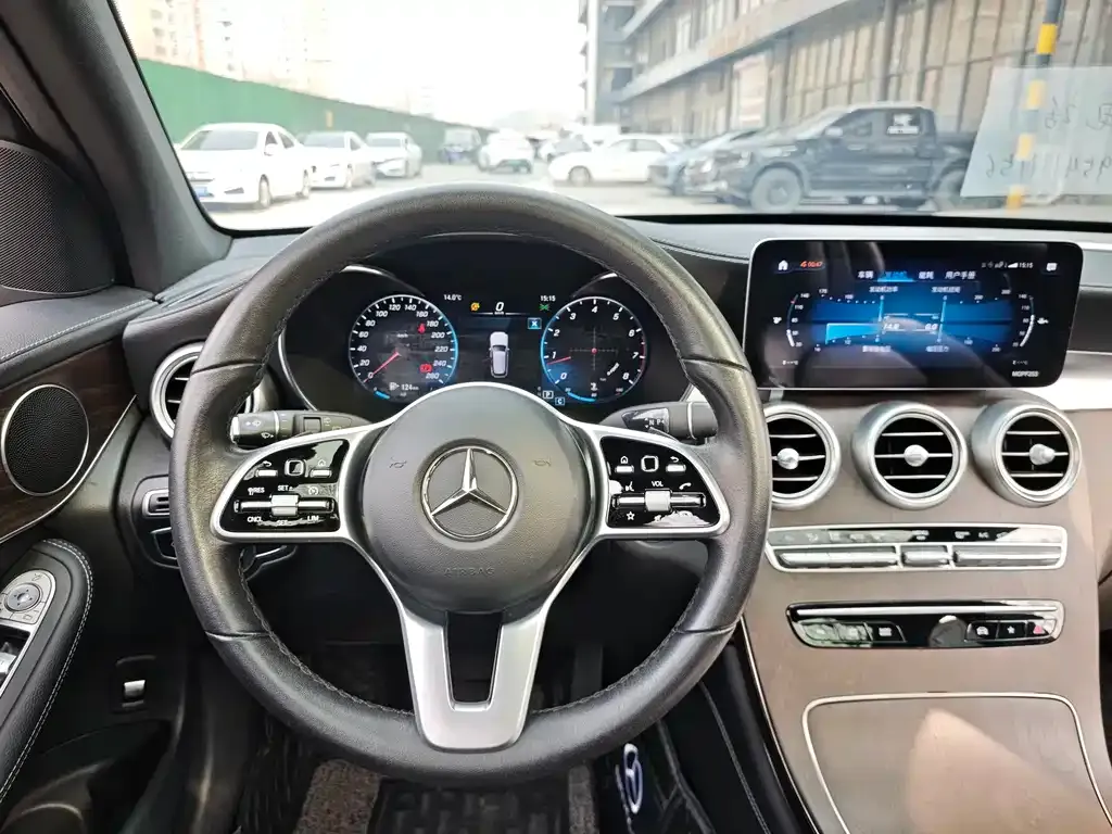 Mercedes-Benz GLC — фото 10