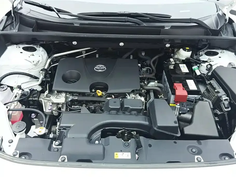 Toyota RAV4 — фото 10