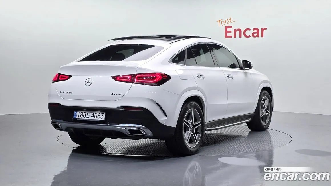 Mercedes-Benz GLE-Class — фото 4
