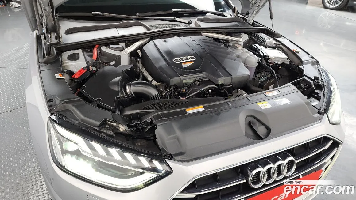 Audi A4 — фото 2