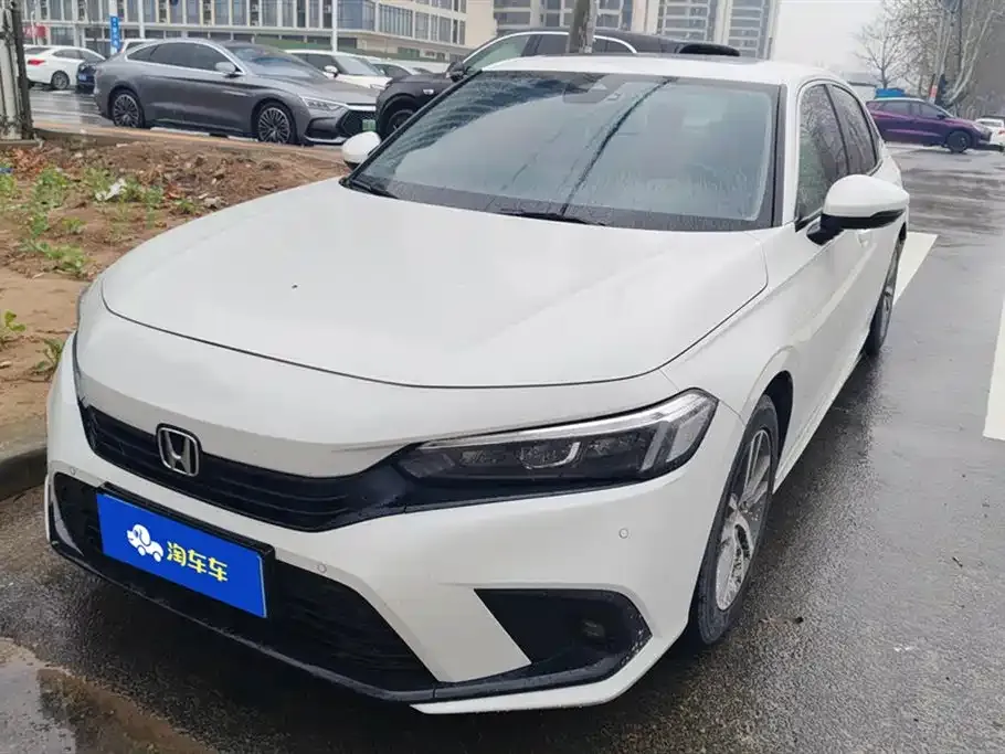 Honda Civic — фото 1