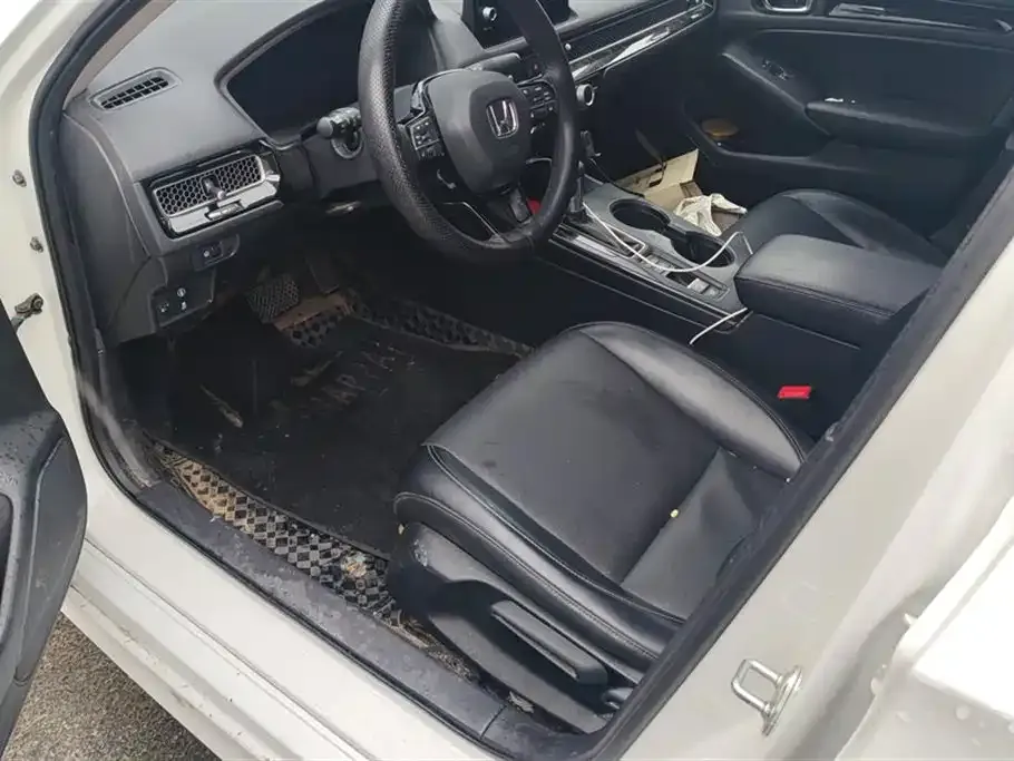 Honda Civic — фото 8