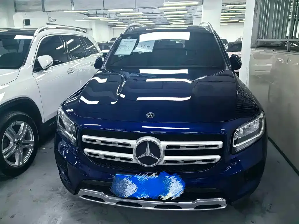 Mercedes-Benz GLB — фото 1