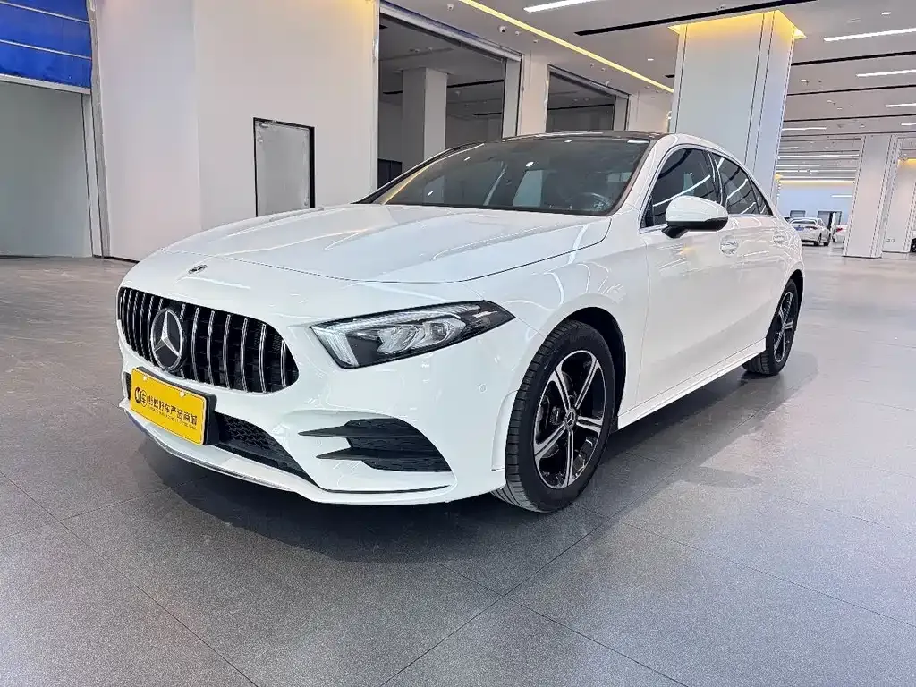 Mercedes-Benz A-Class — фото 1