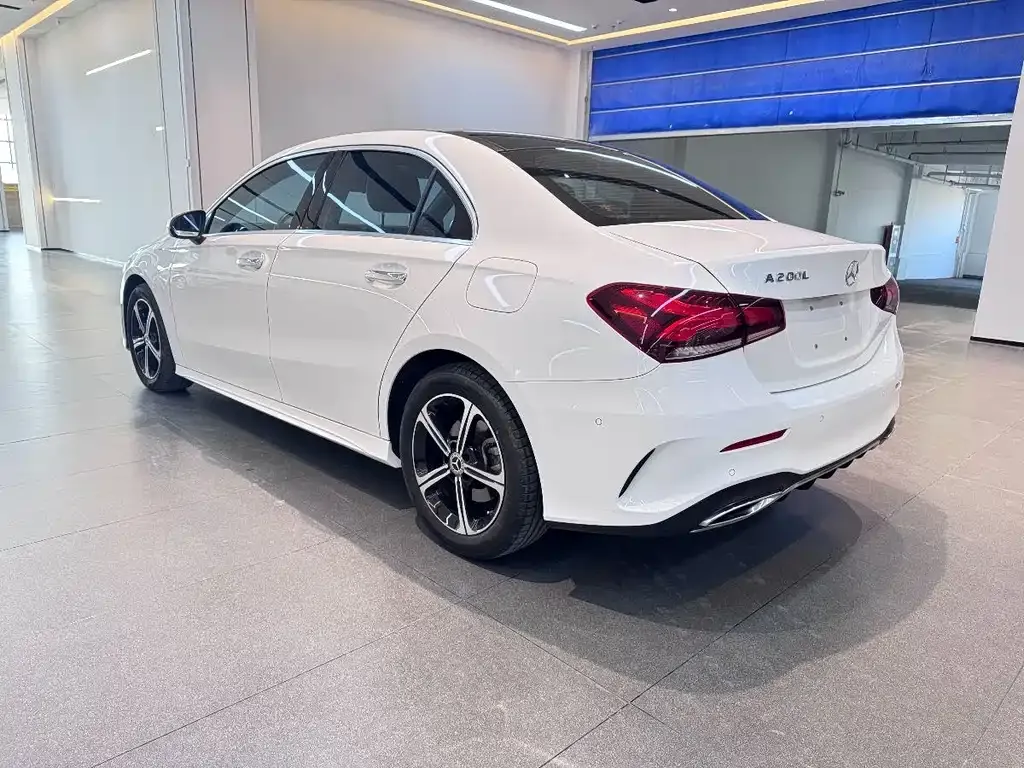 Mercedes-Benz A-Class — фото 7