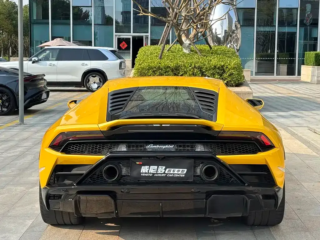 Lamborghini Huracan — фото 8