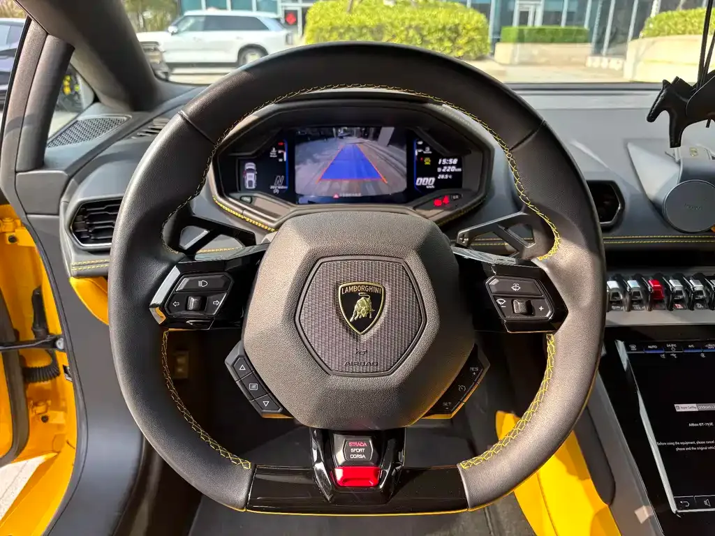 Lamborghini Huracan — фото 9
