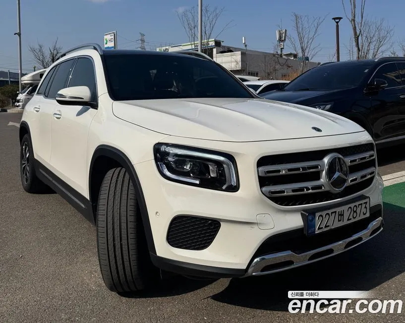 Mercedes-Benz GLB-Class — фото 6