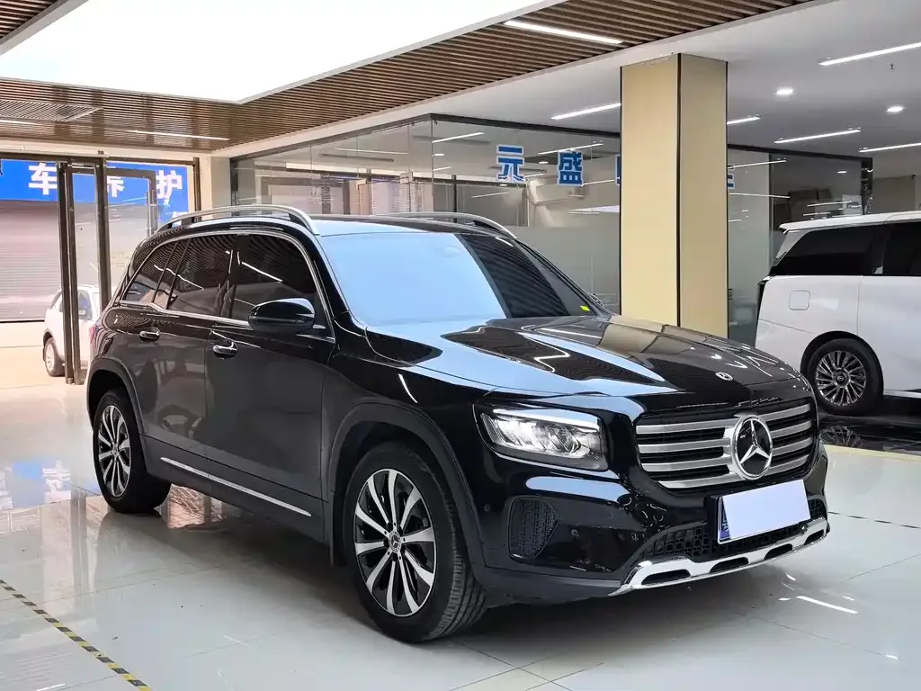 Mercedes-Benz GLB — фото 5