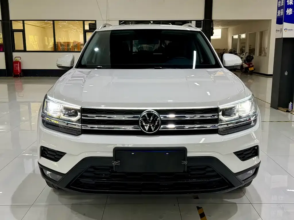 Volkswagen Tharu — фото 5