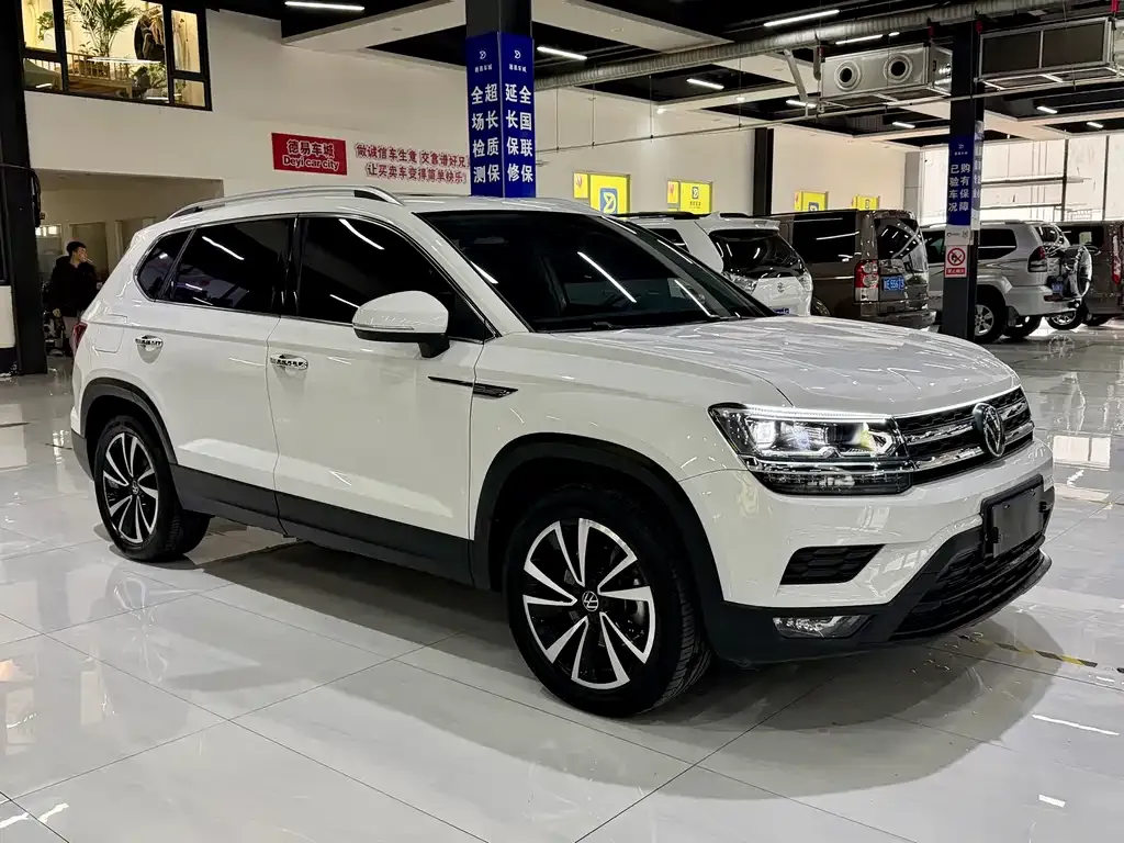 Volkswagen Tharu — фото 3
