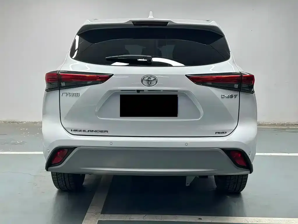 Toyota Highlander — фото 5