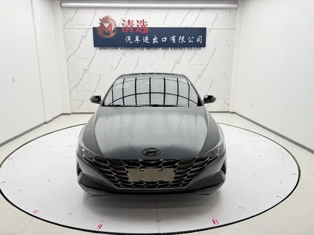 Hyundai Elantra — фото 8