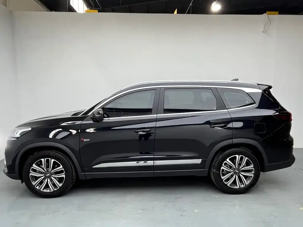 Chery Tiggo 8 — фото 3