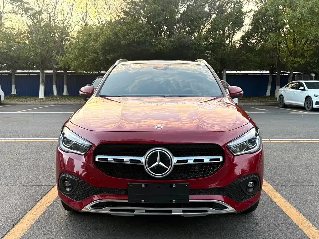 Mercedes-Benz GLA — фото 10