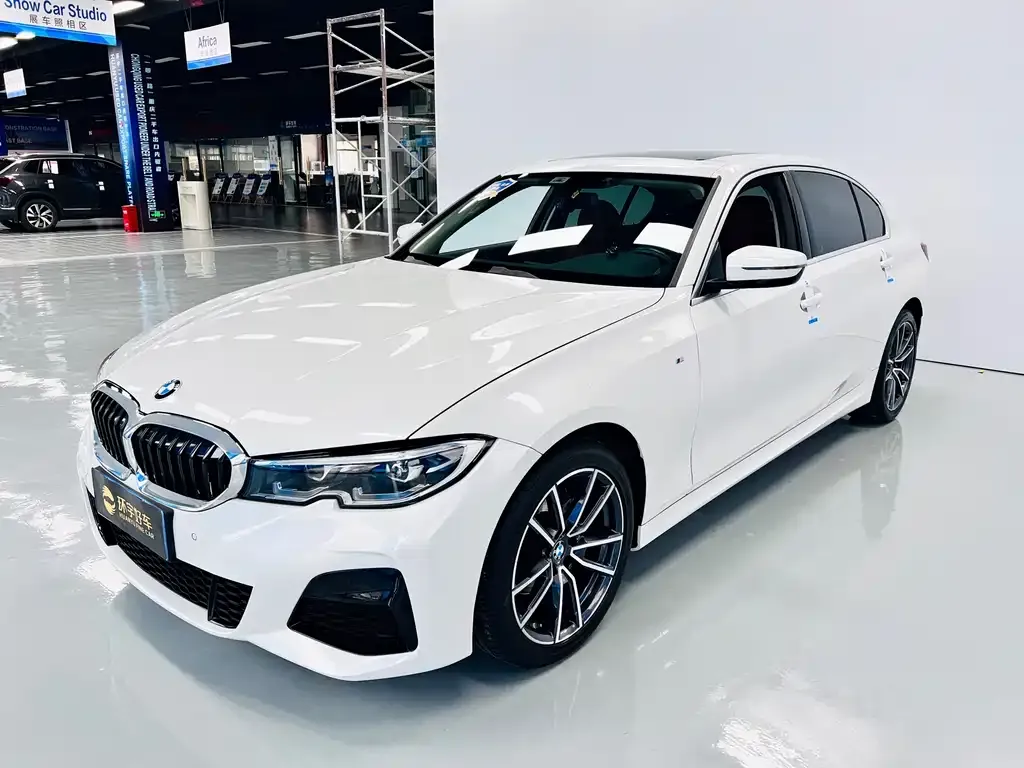 BMW 3 Series — фото 1