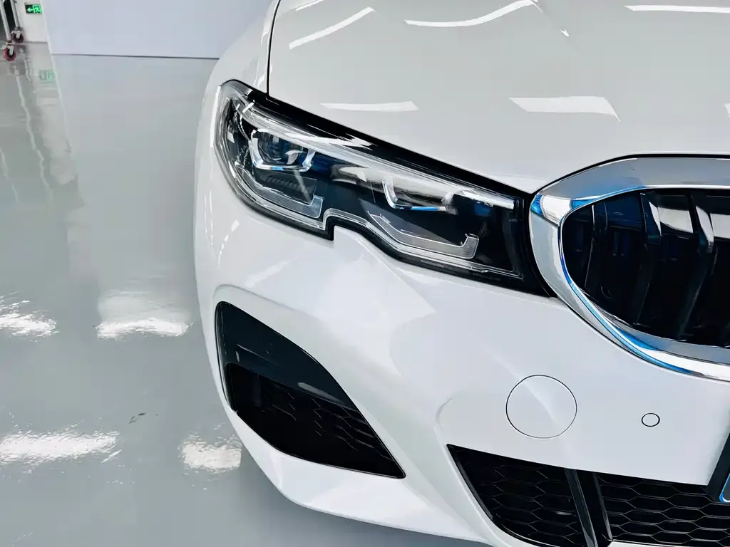 BMW 3 Series — фото 2