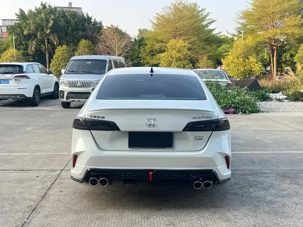 Honda Inspire — фото 6
