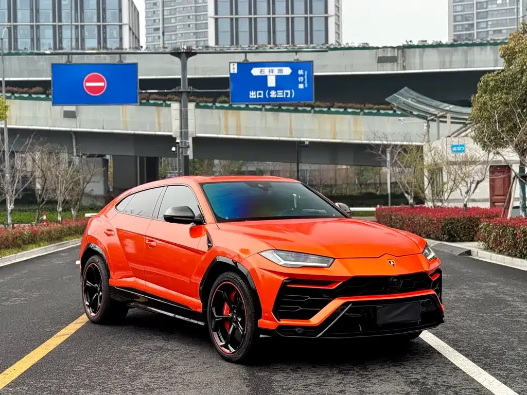 Lamborghini Urus — фото 4
