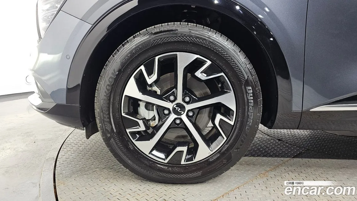 Kia Sportage — фото 7