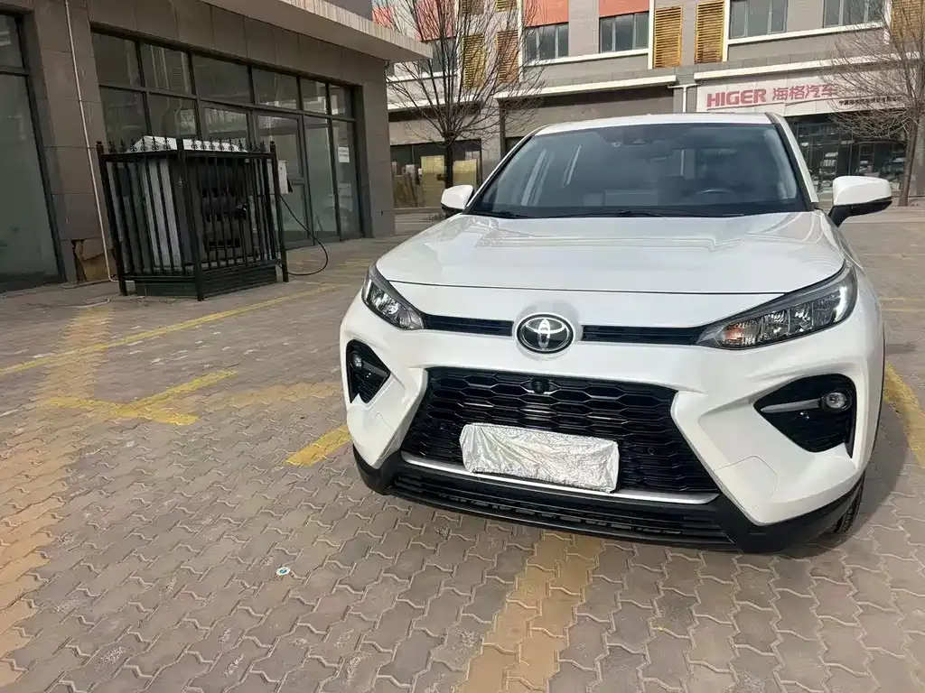 Toyota Wildlander — фото 2