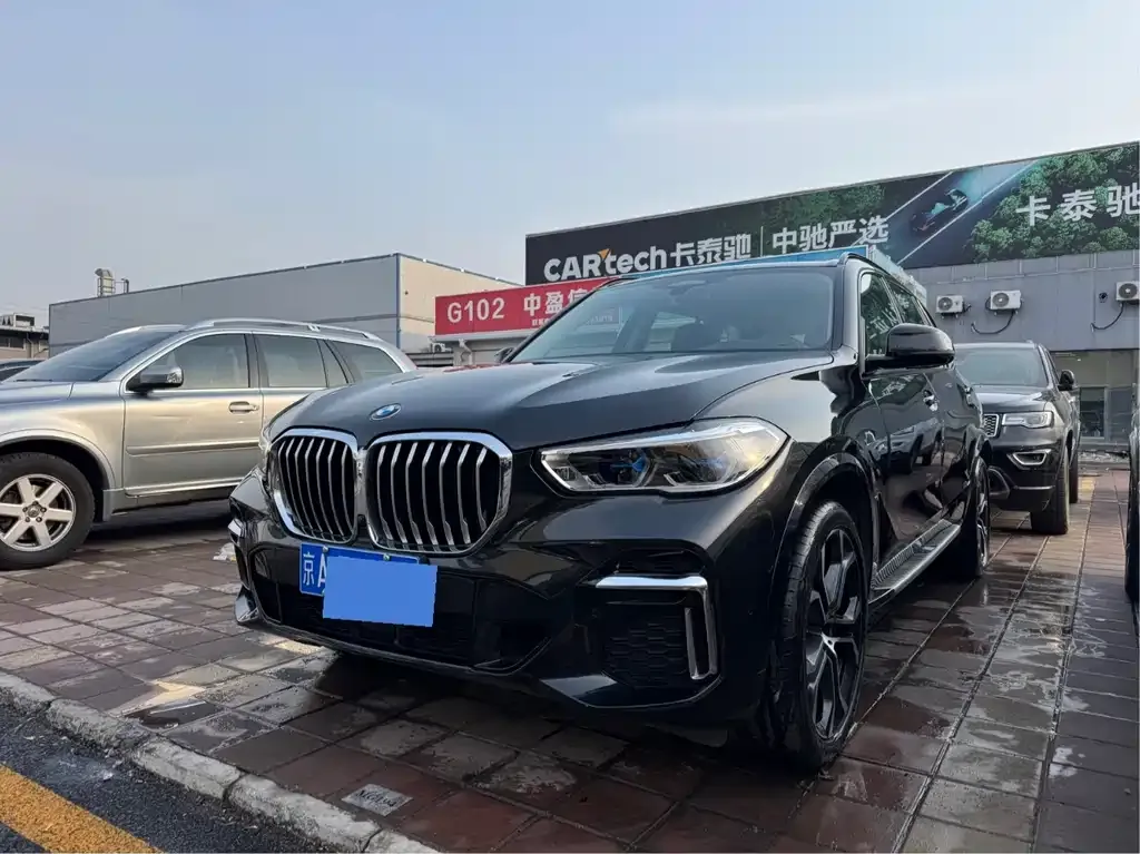 BMW X5 — фото 1