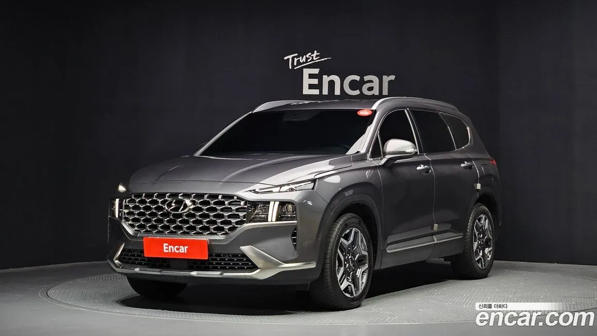 Hyundai Santafe — фото 1