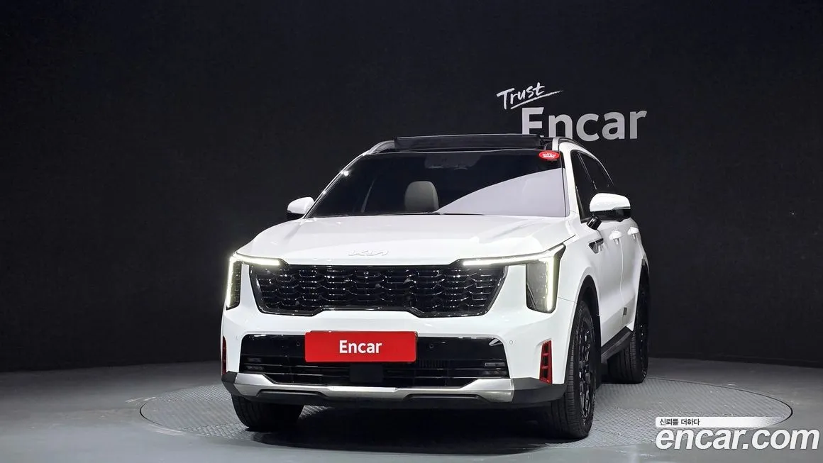 Kia Sorento — фото 5