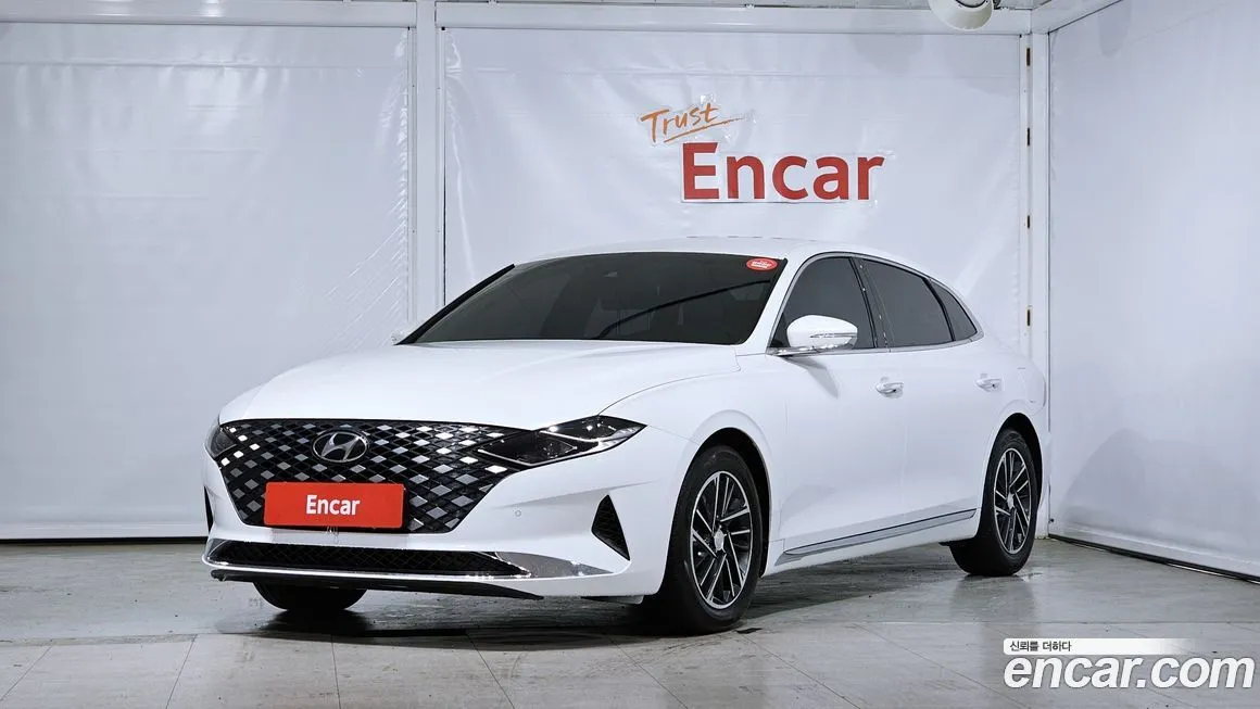Hyundai Grandeur — фото 1