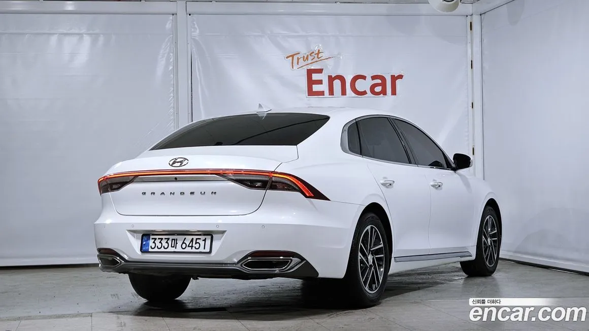 Hyundai Grandeur — фото 3