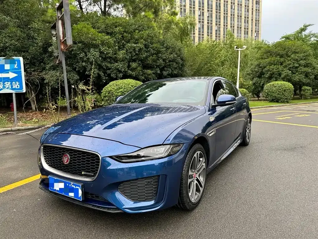 Jaguar XEL — фото 1