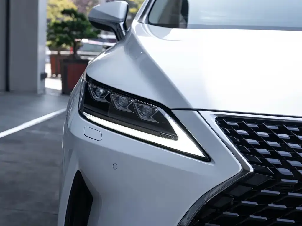 Lexus RX — фото 2