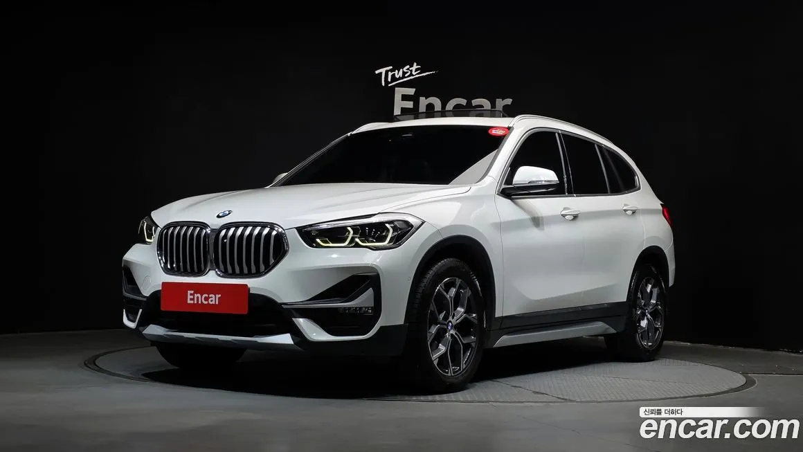 BMW X1 — фото 1