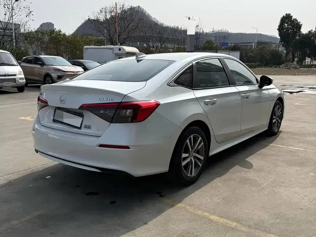 Honda Civic — фото 3