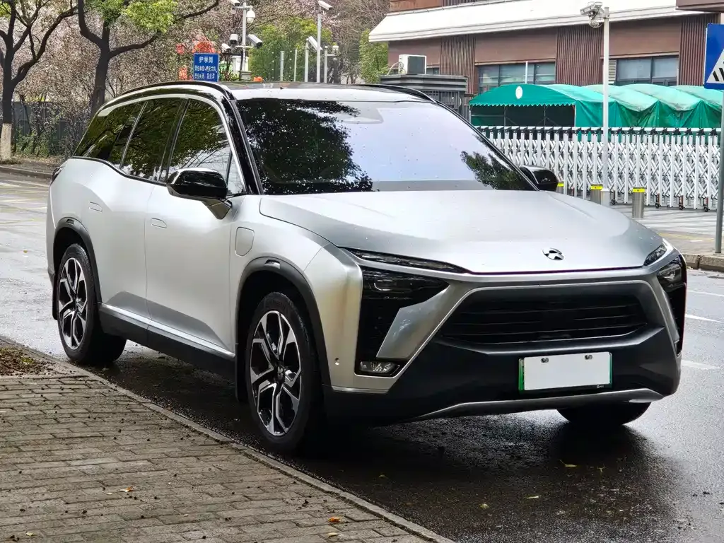 NIO ES8 — фото 10