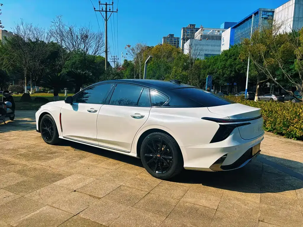 Hongqi H6 — фото 10